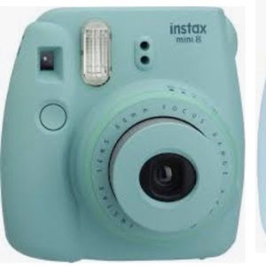 instax mini 8 camera with crossbody bag! 💙💜
